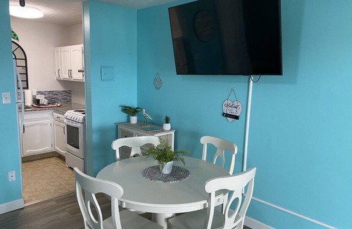 El Centro Beach Condominio | Relaxing Studio short walk to beach! Free round of Golf & Activities Daily!