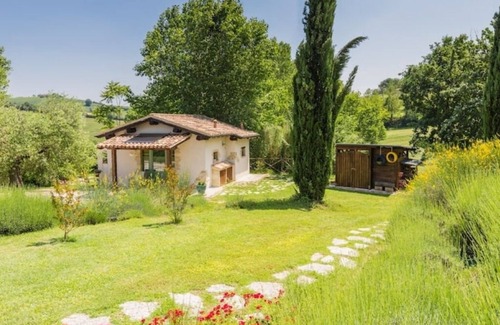 Mondavio Cabaña | Relaxing studio flat "Girasoli" - Agriturismo Borgo la Rovere