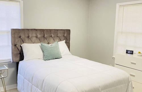 Albany Apartamento | Relaxing Suite A- 2 minutes to Phoebe