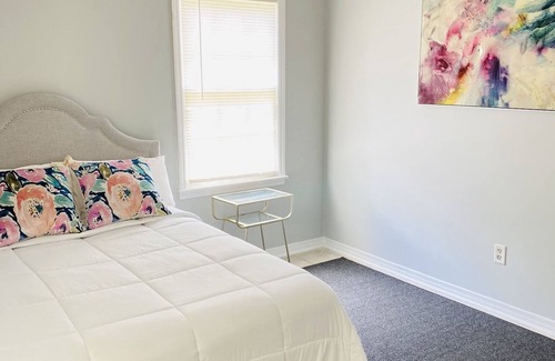 Albany Apartamento | Relaxing Suite A- 2 minutes to Phoebe