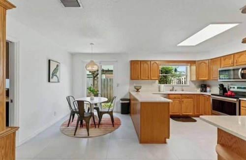 Arlington Casa | Relaxing SWEET HOME 9mi Downtown Pool&Hot tub.