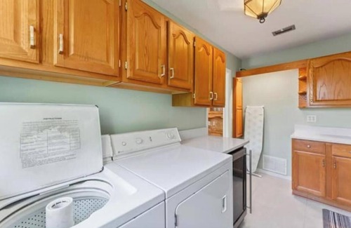Arlington Casa | Relaxing SWEET HOME 9mi Downtown Pool&Hot tub.