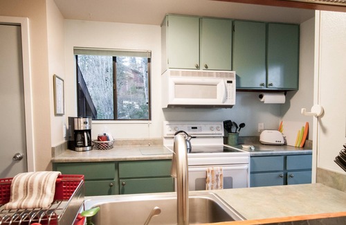 Lake Forest Casa | Tahoe lakeside complex - Dollar Pt / Tahoe City Area - Playa privada, Piscina, Tenis