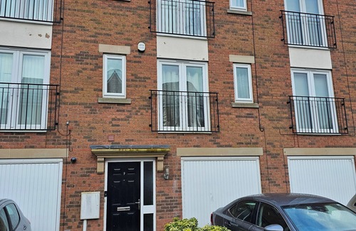 Mickleover Casa | Relaxing Townhouse with spacious interior in Derby near Nottingham