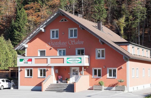 Bartholomaeberg Apartamento | "Relaxing vacation in the Sahin 2 vacation apartment in Bartholomaeberg!"