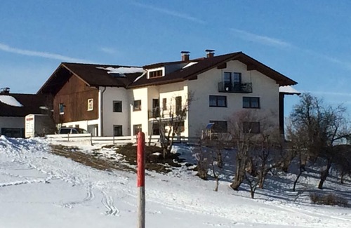 Seeg Apartamento | Vacaciones relajantes con la "Königscard" e impresionantes vistas de los Alpes