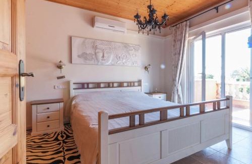Sant Pere Pescador Casa | Relaxing Villa Steps from Beach