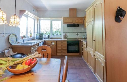 Sant Pere Pescador Casa | Relaxing Villa Steps from Beach