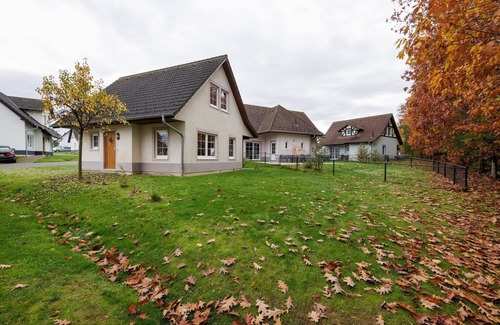 Ediger Casa | Villa con sauna, cerca del campo de golf
