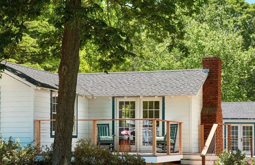 Shelter Island Heights Casa | Relaxing Waterfront Escape with Wellness & Outdoor Activities