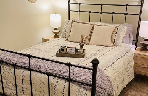 Lake Oconee Cabaña | Relaxing waterfront getaway on Lake Sinclair