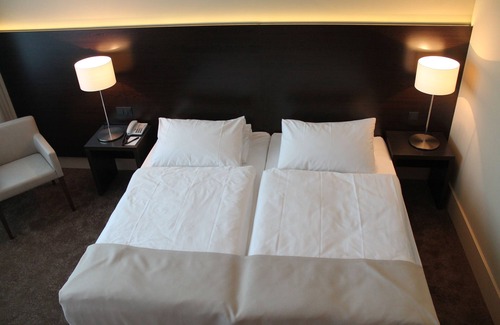West Hotel | relexa Hotel Airport Düsseldorf - Ratingen