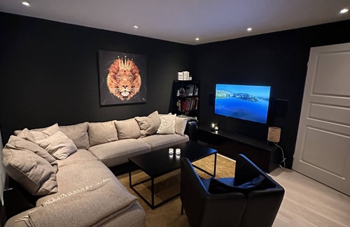 Tromso Apartamento | Remarkable 2-Bed Apartment in Tromso