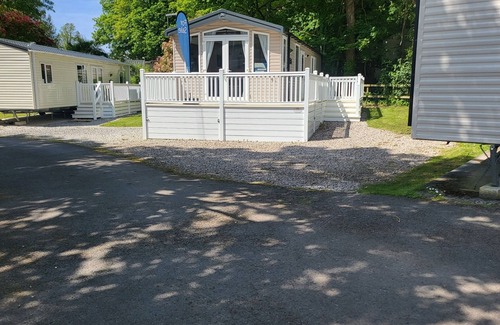 St Minver Cabina | Remarkable 3-Bed lodge in St Minver