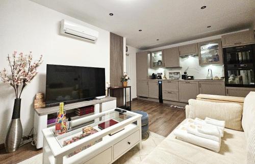 Le Kremlin-Bicetre Apartamento | Remarkable air-con 2-Bed Apartment by Paris