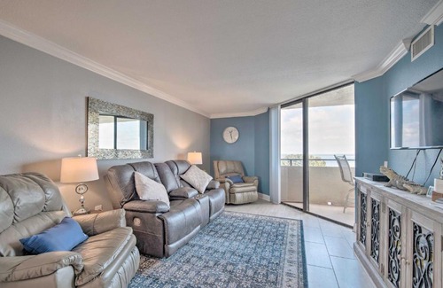 Hudson Apartamento | Remarkable Hudson Condo with Coastal Views!