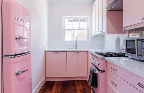 West Second Street Historic District Casa | Remodeled 1920s Bungalow & Retro Casita