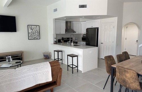 Palm Desert Casa | Remodeled 2 bed 3 bath Ironwood Country Club Private Spa in Courtyard