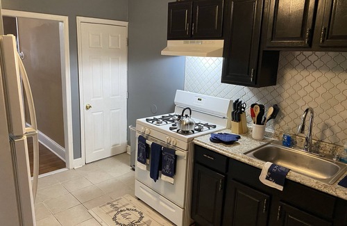 Wilmington Casa | Remodeled 3 bdr 1b house with full backyard and deck