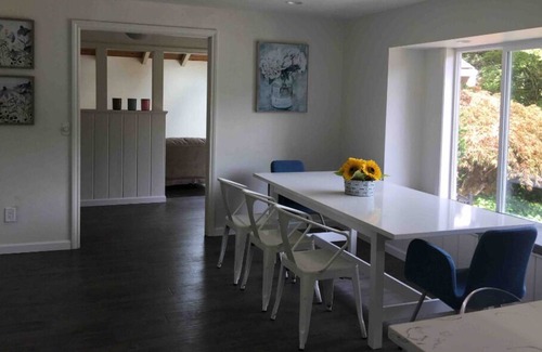 Wilburton Casa | * NUEVO * Remodelado de 4 camas, a minutos del centro de Bellevue
