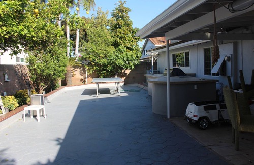 Downey Villa | Remodeled 4-bedrooms house w/ AC and WiFi in one of the Prestige areas of Downey