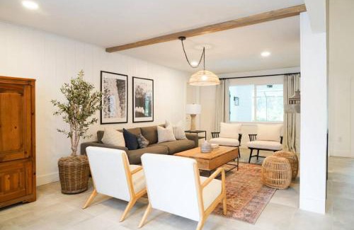 Trailer Estates Casa | Remodeled 4BR Pool Home/IMG Golf View/Near Beaches