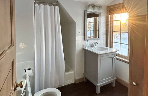 Lima Casa | Remodeled french country château suites, in a park like setting.