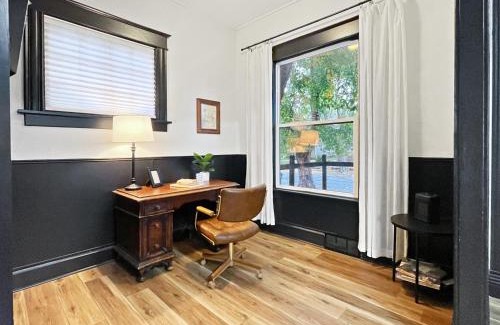 Des Moines Casa | Remodeled Gem-blocks From Drake-sleeps 7!