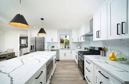 Fullerton Casa | Remodeled Home By DT Fullerton and Disneyland!