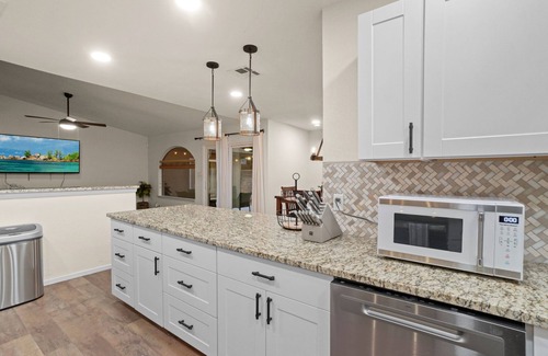 Las Cruces Casa | Remodeled home w/ pool and centrally located!
