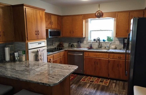 Lake Lorraine Casa | Remodeled House with new Pool! Walk to beach on the Bay! Minutes to Beaches!