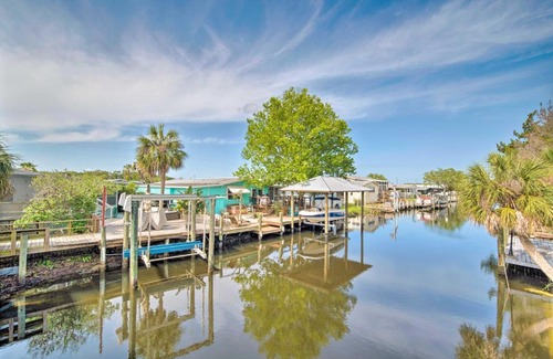 Homosassa Casa | Remodeled Retreat on Homosassa River Canal!