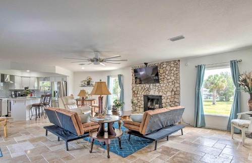 Homosassa Casa | Remodeled Retreat on Homosassa River Canal!