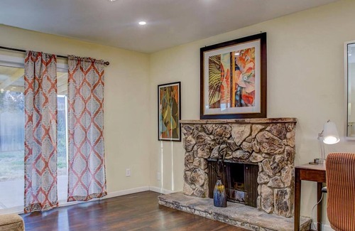 Southeastern Sacramento Casa | Silencioso Sacramento 3bd / 2ba casa w / W / D