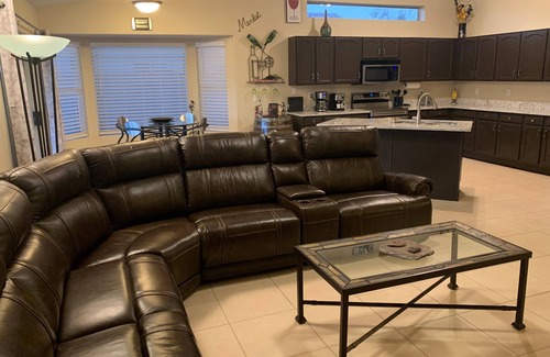 Chandler Casa | Remodeled single story home,1 mi to downtown Chandler, 14+ day discount, call us