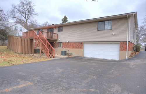 Amberley Village Casa | Remodeled Spacious home Minutes from Downtown!