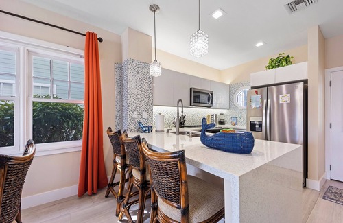 Marathon Casa | ★Remodeled tropical delight townhome★private plunge pool close to fun activities