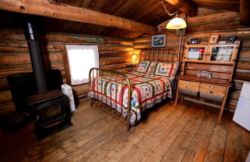 Clark Casa | Remote Cabin Rental near Pearl Lake in Mountains of Clark, Colorado