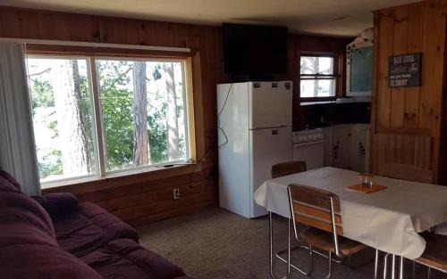 Tomahawk Casa | Remote Cabin Vacation Rental on Beautiful Somo Lake, Wisconsin