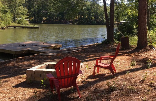 Milledgeville Cabina | Remote Lake Sinclair Cove ¡DESCUENTOS en tarifas de verano!