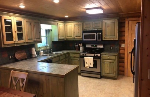 Glenville Casa | Remote Rustic Cabin with amazing mountain views