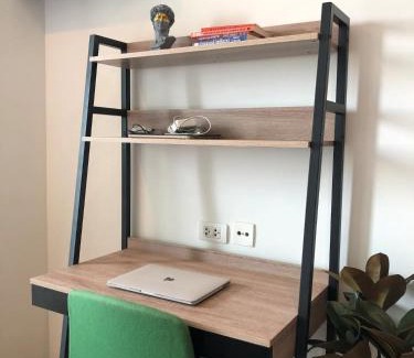 Chang Khlan Apartamento | Remote work friendly apartment with fast wifi - rooftop and gym