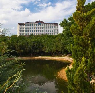 Arboretum Hotel | Renaissance Austin Hotel