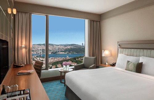 Gayrettepe Hotel | Renaissance Istanbul Polat Bosphorus Hotel