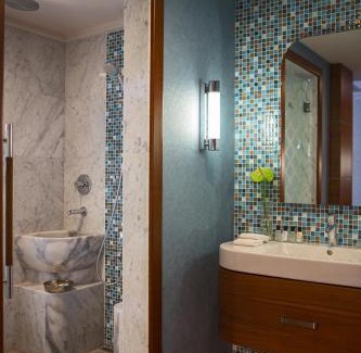 Izmir City Centre Hotel | Renaissance Izmir Hotel
