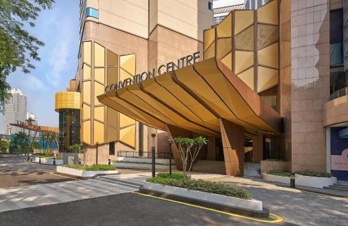 Kuala Lumpur City Centre Hotel | Renaissance Kuala Lumpur Hotel & Convention Centre
