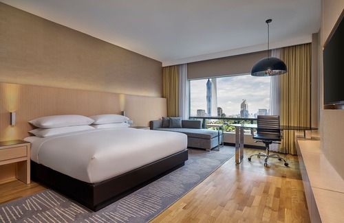 Kuala Lumpur City Centre Hotel | Renaissance Kuala Lumpur Hotel & Convention Centre
