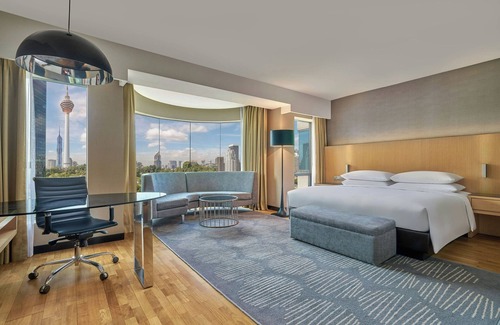 Kuala Lumpur City Centre Hotel | Renaissance Kuala Lumpur Hotel & Convention Centre