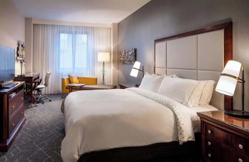 Downtown Hotel | Renaissance Providence Downtown Hotel