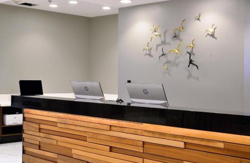 Downtown Reno Hotel | Renaissance Reno Downtown Hotel & Spa